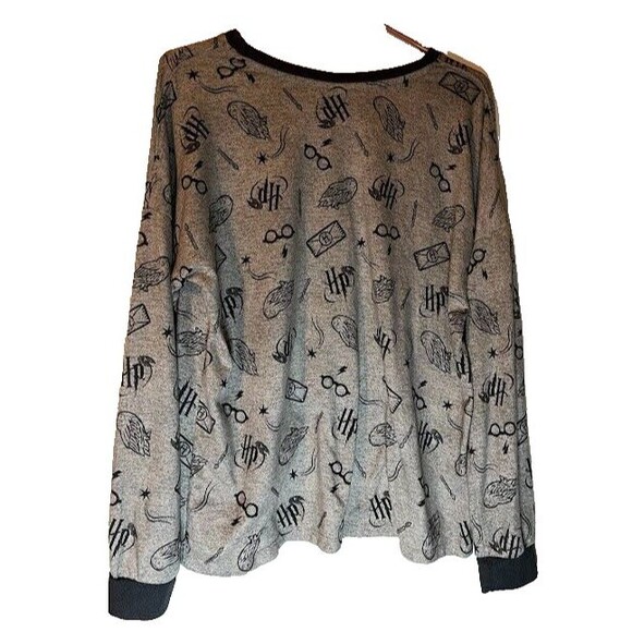 Harry Potter Wizarding World Pajama Top Gray Logo Print Cozycore Sleep Lounge - Picture 3 of 3